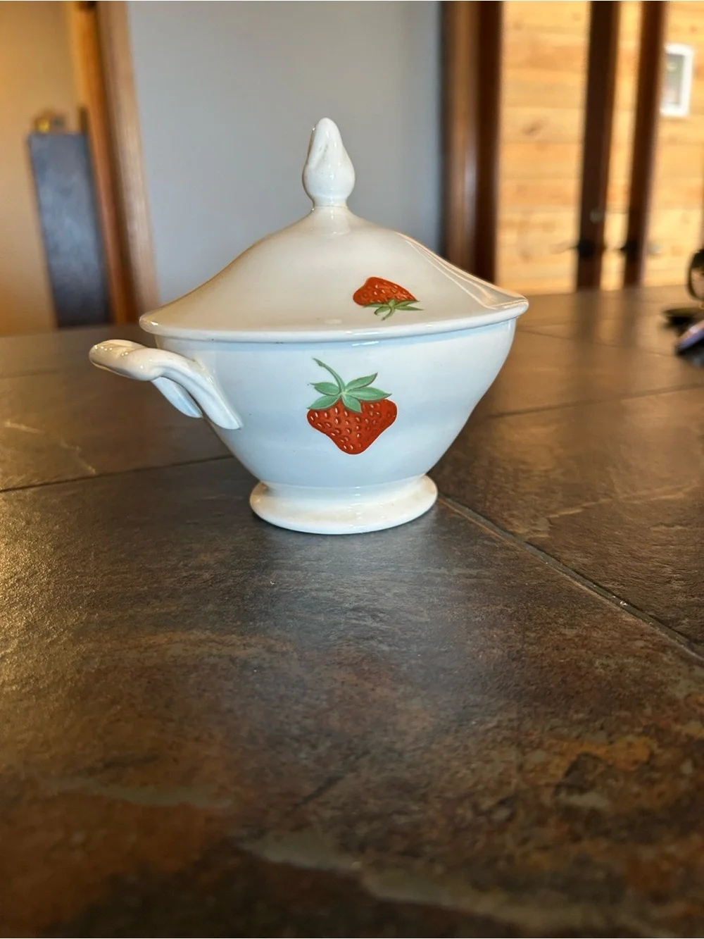 White Strawberry Ceramic Sugar Bowl and Creamer Set